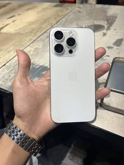 iPhone 15 Pro (10/10 Condition)