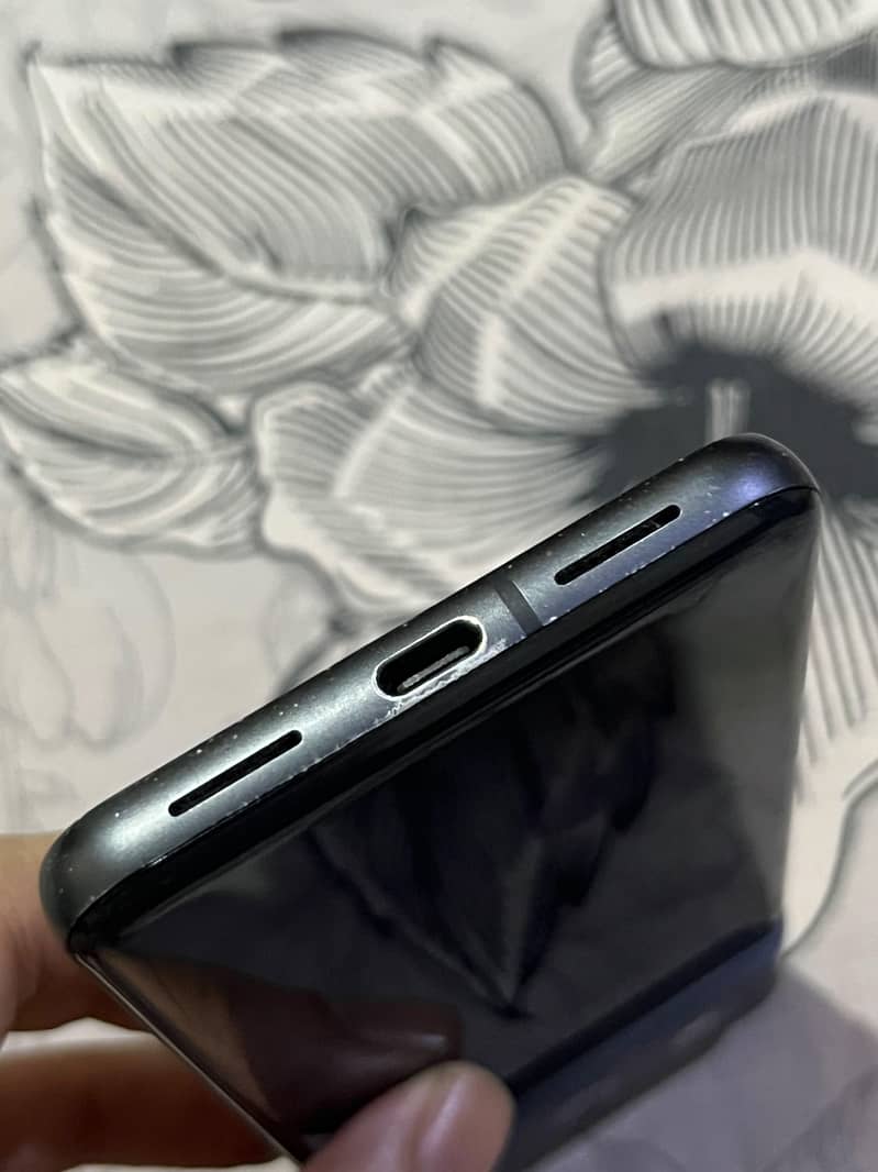 Google Pixel 8 3