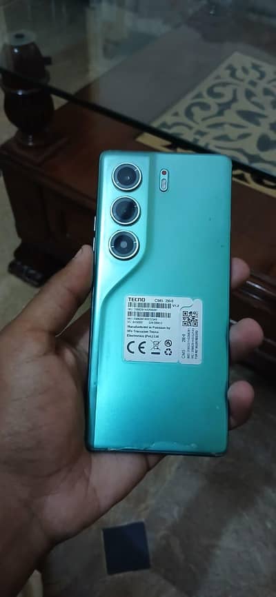Tecno CAMON 40
