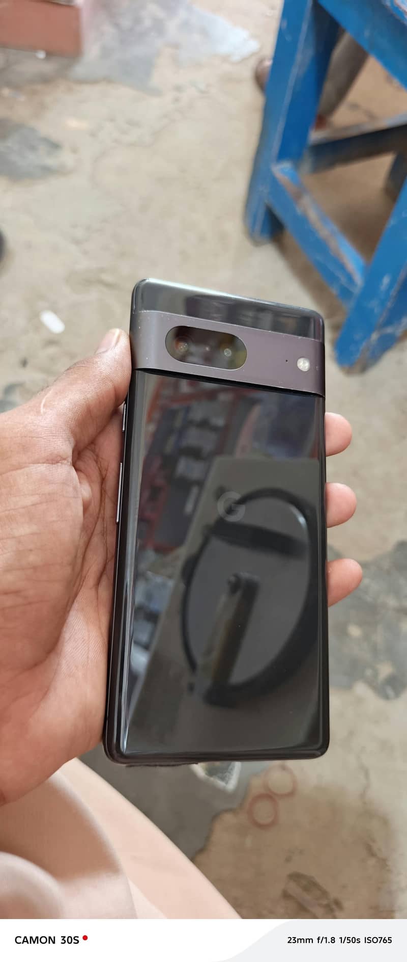 Google Pixel 7 3