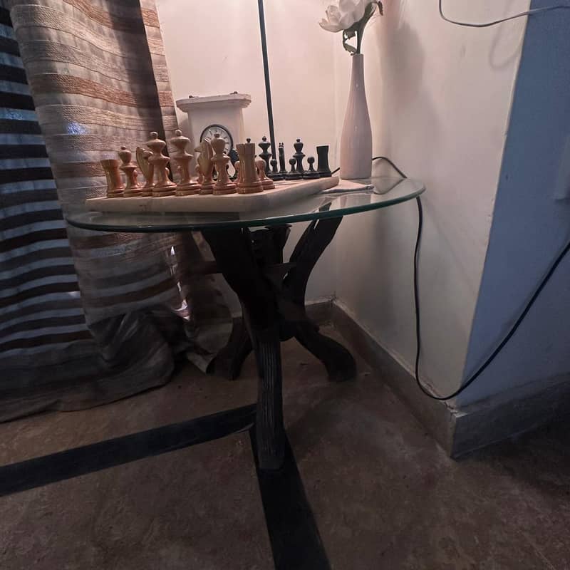 Elegant Table Set 4