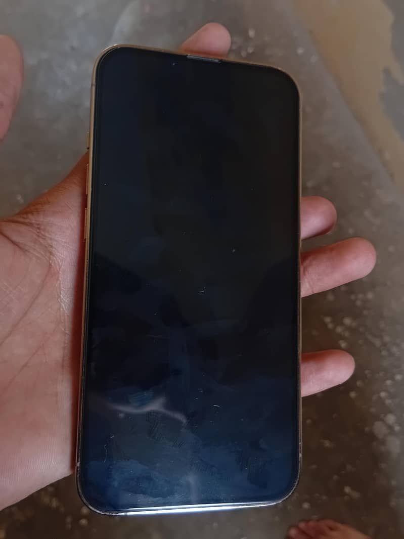 iPhone 13 Pro 5