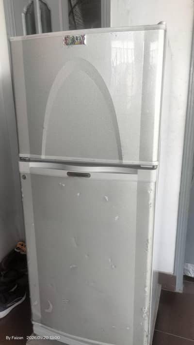Dawlance fridge urgent sale