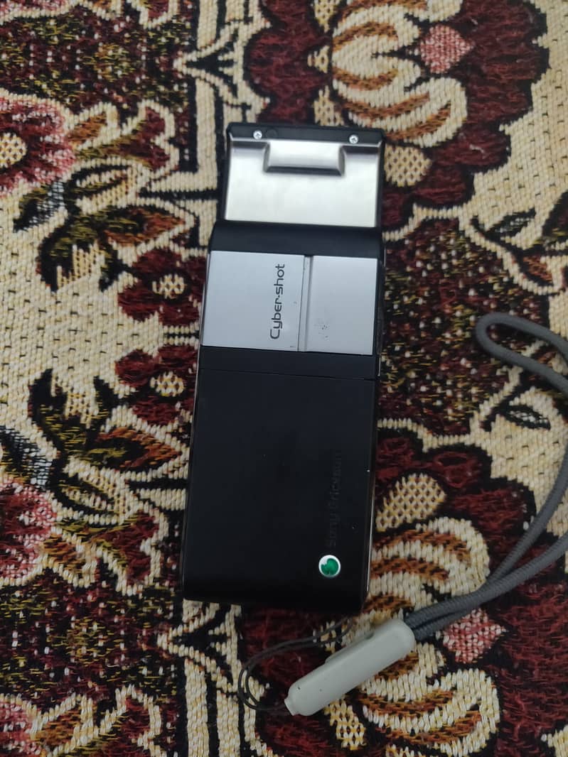Sony Ericsson c905 5