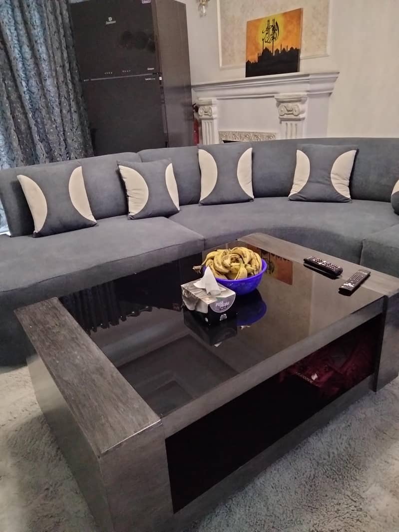 U shape sofa 3