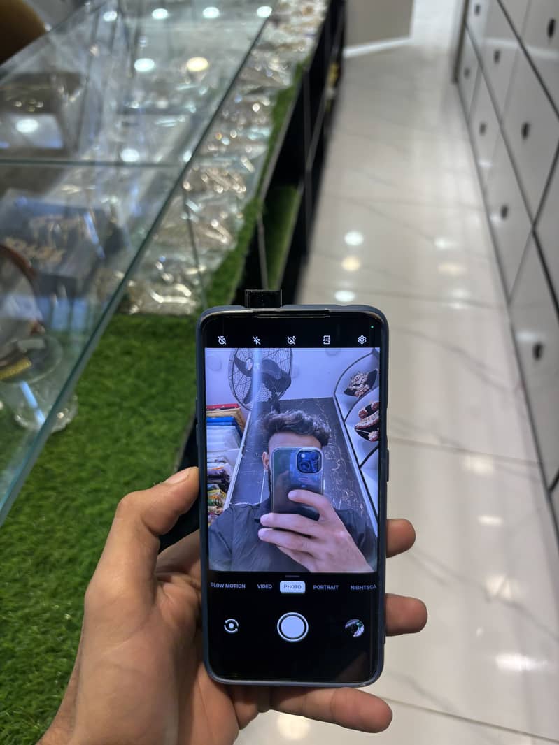 One Plus 7T Pro 4