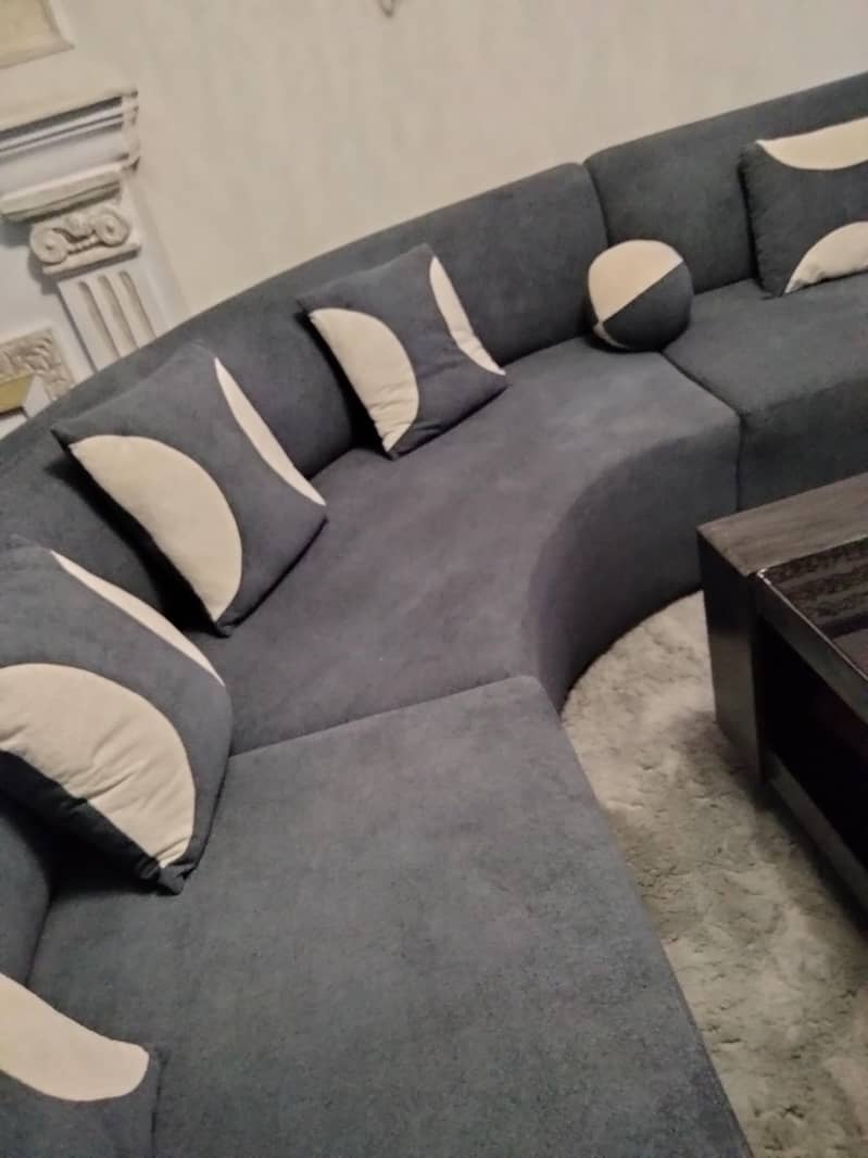 U shape sofa 14