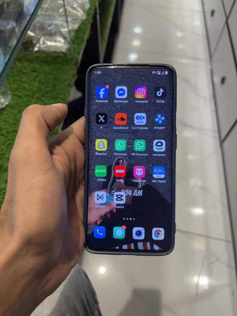 One Plus 7T Pro 7