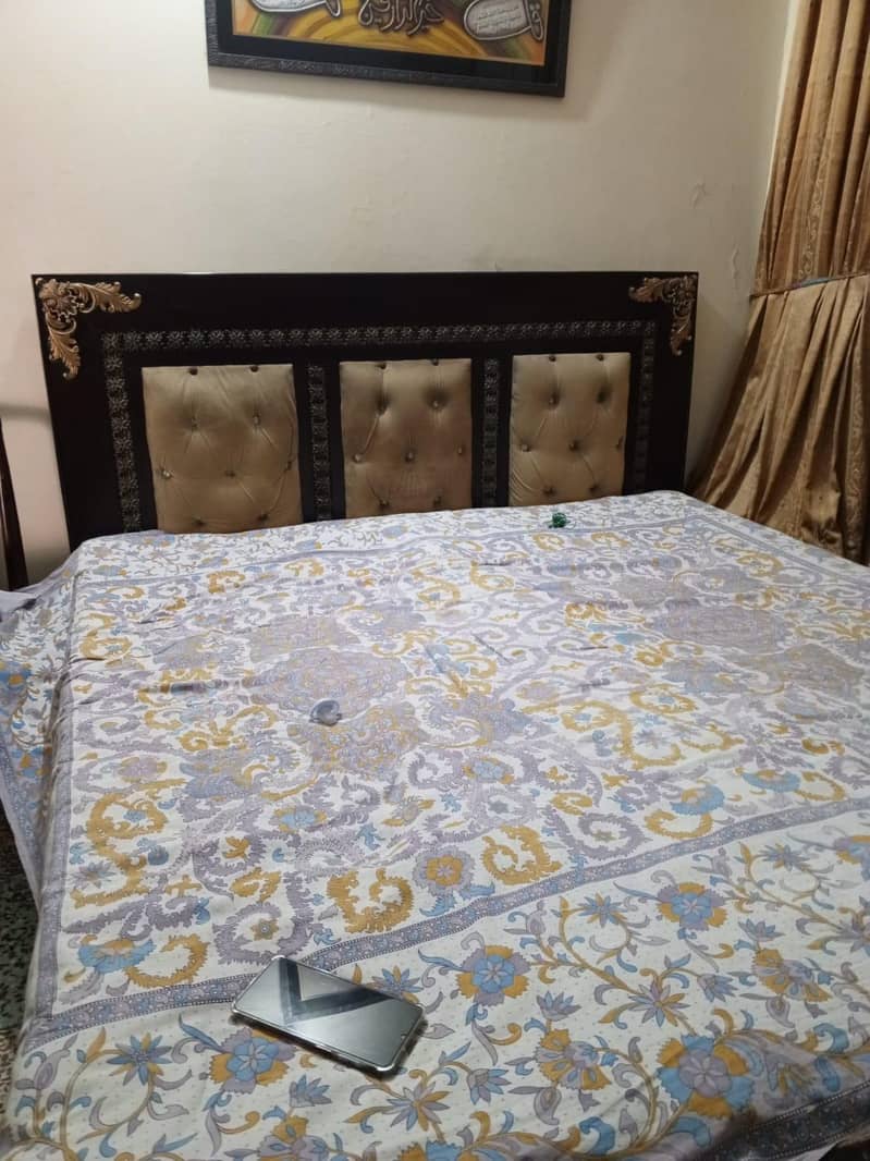 king size  bed 1
