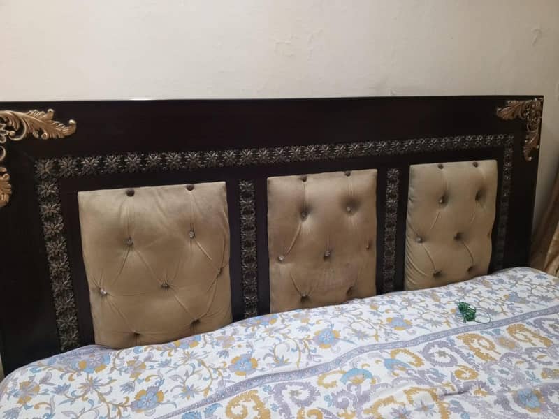 king size  bed 2
