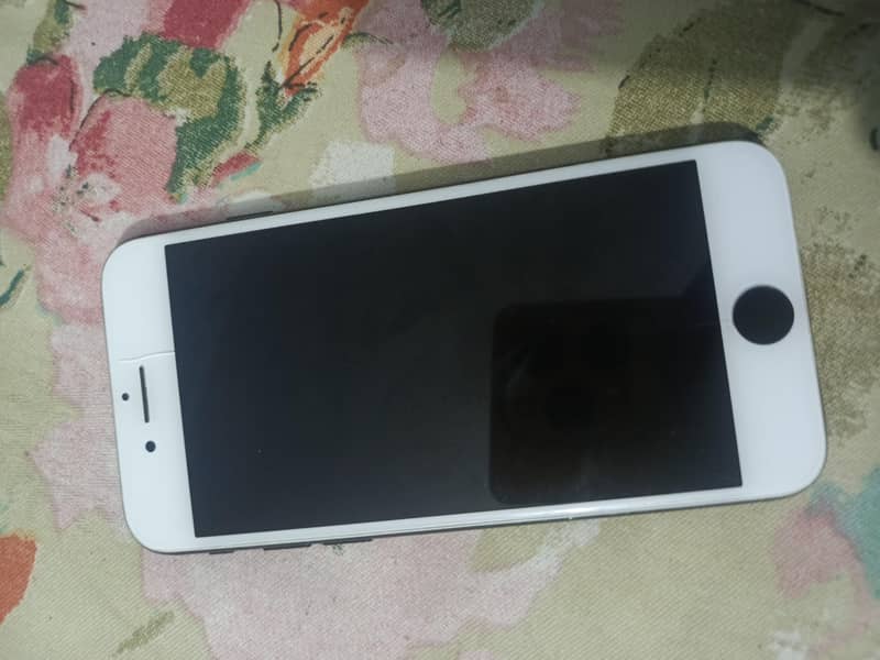 Apple iPhone 7 3
