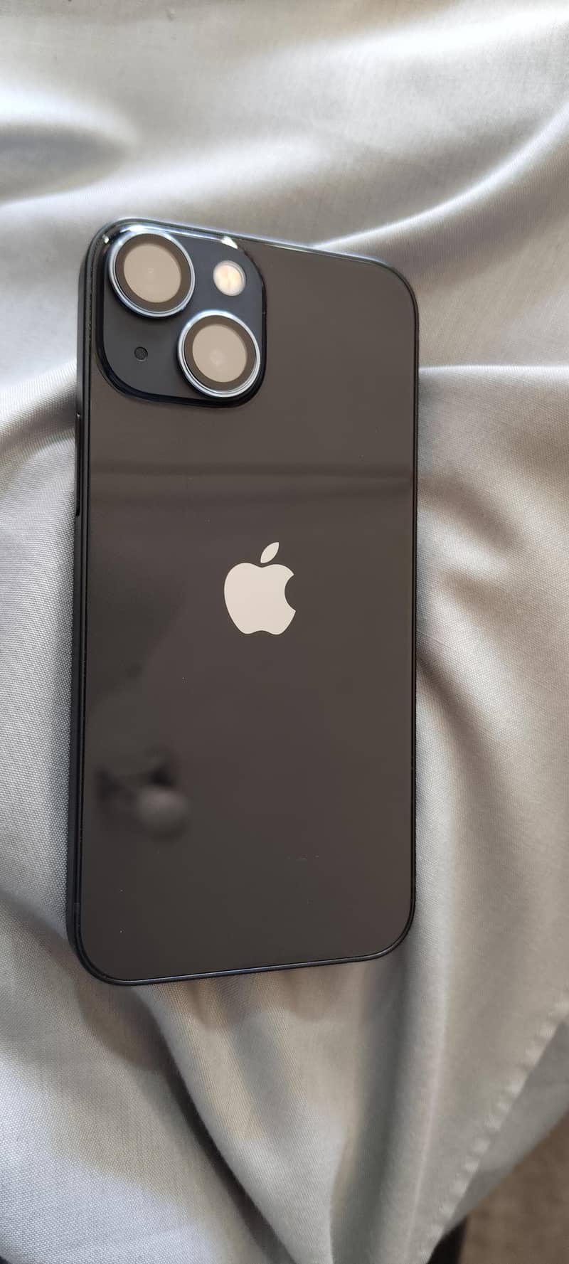 Apple iPhone 13 mini 0