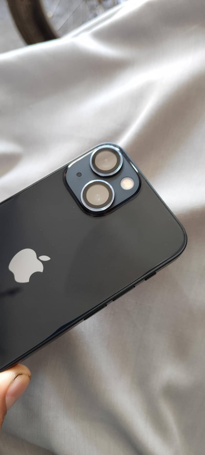 Apple iPhone 13 mini 1