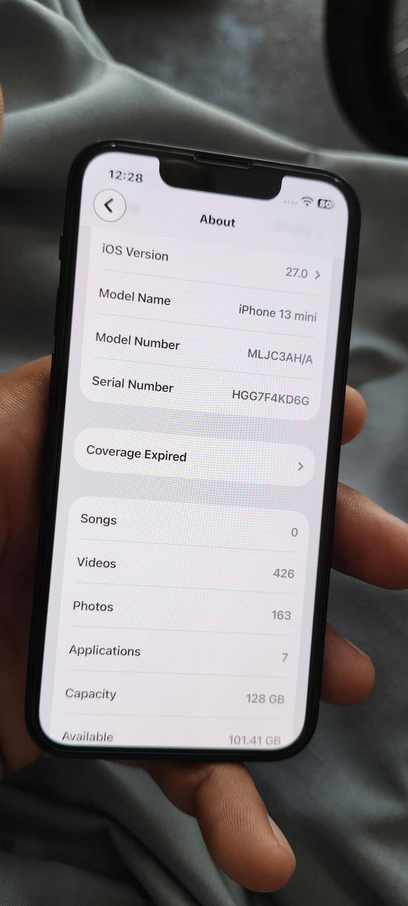 Apple iPhone 13 mini 4