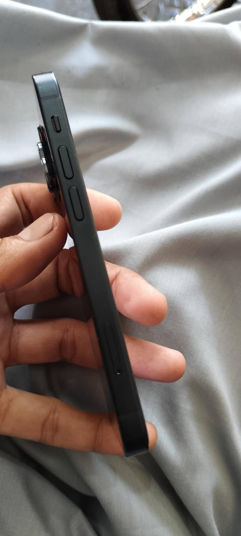 Apple iPhone 13 mini 7