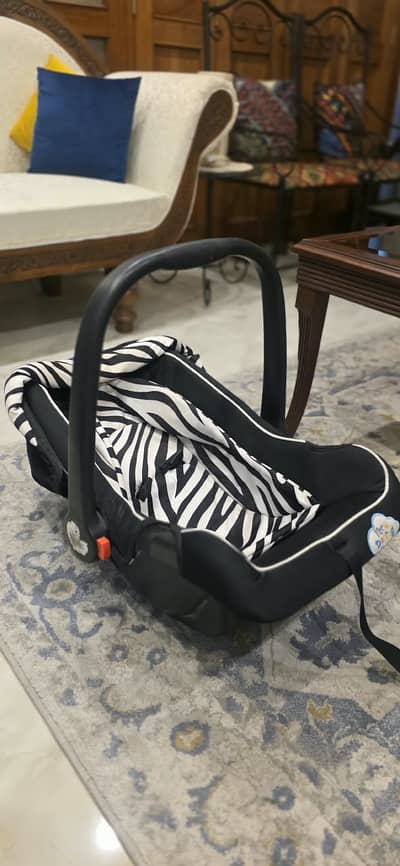Baby Carrycot / Infant baby carry cot kids carry cot kids cot