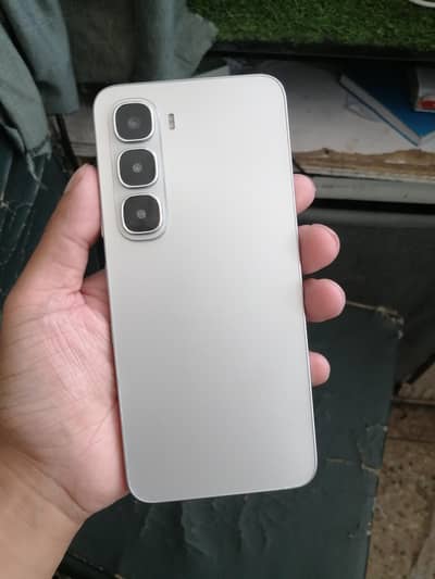Infinix Hot 60i