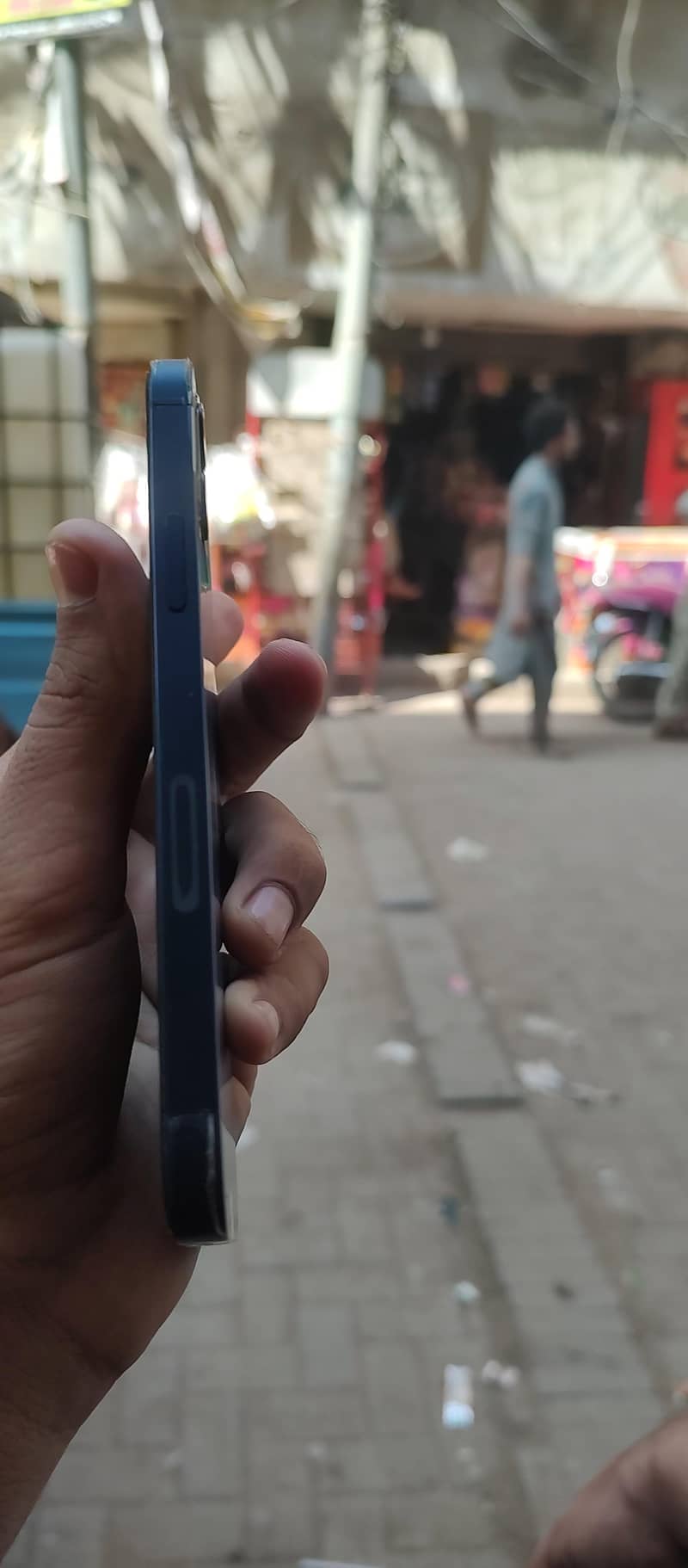 Apple iPhone 12 3