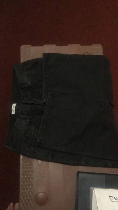 black bagy jeans