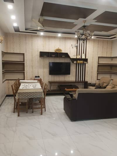 10 marla tiled floor well maintained house for sale