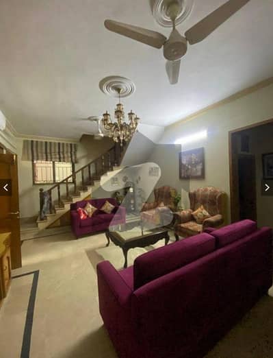 10 Marla House Available For Sale In New Lalazar