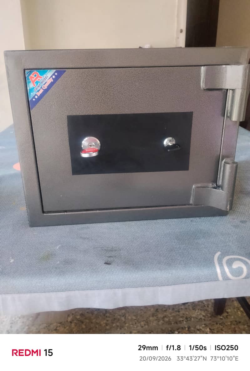 new safe locker 0
