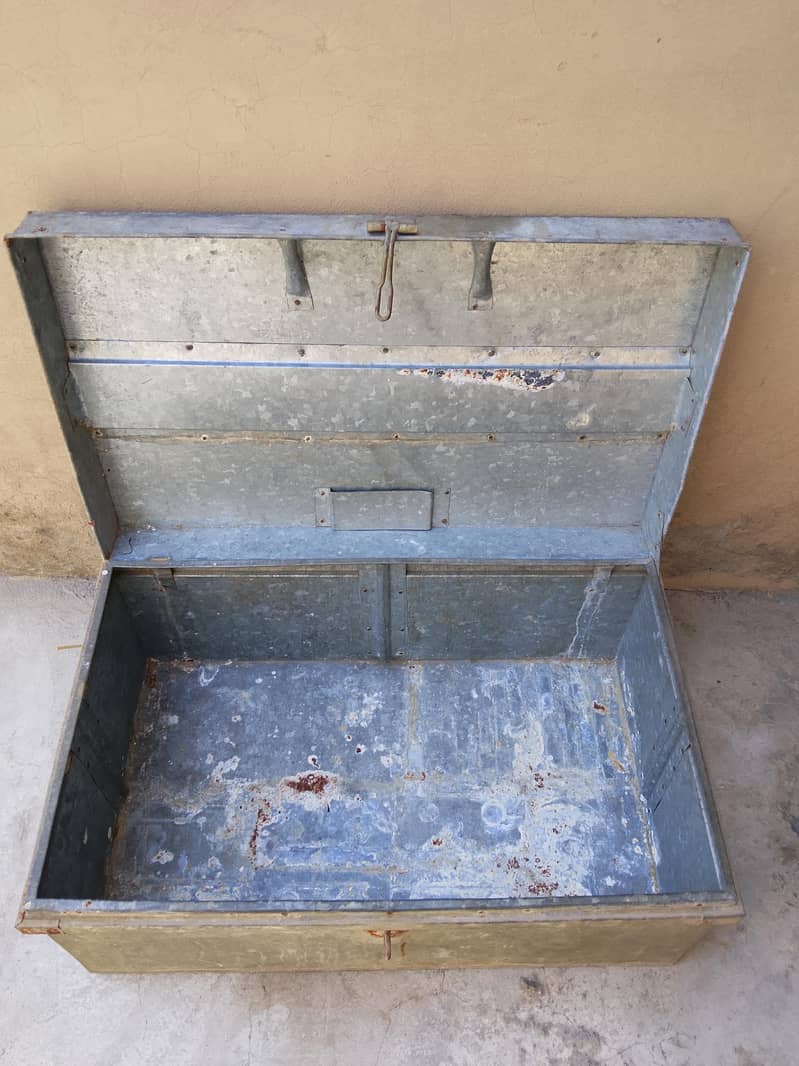 Iron Trunks 3pcs 4