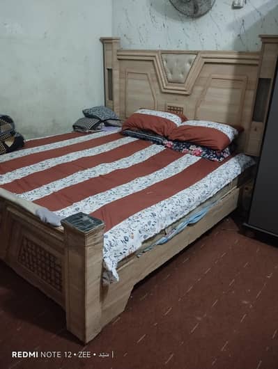 King Size Bed and Dressing Table