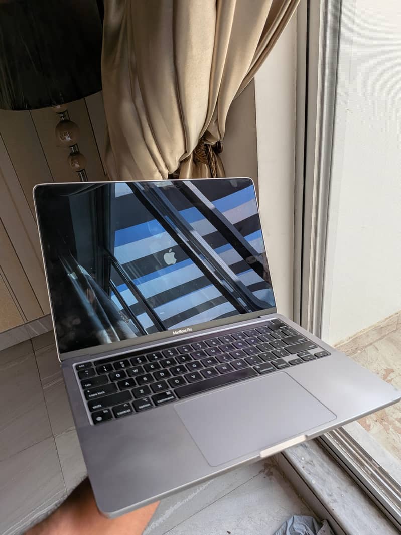 Macbook m2 pro 6