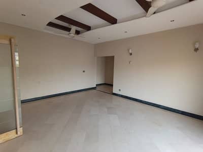 1 Kanal Used House Is Available For Sale In Wapda Town