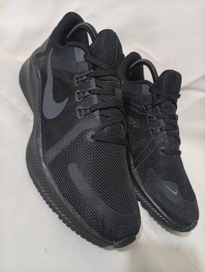 Men's Nike Quest 4 Black  Running shoes