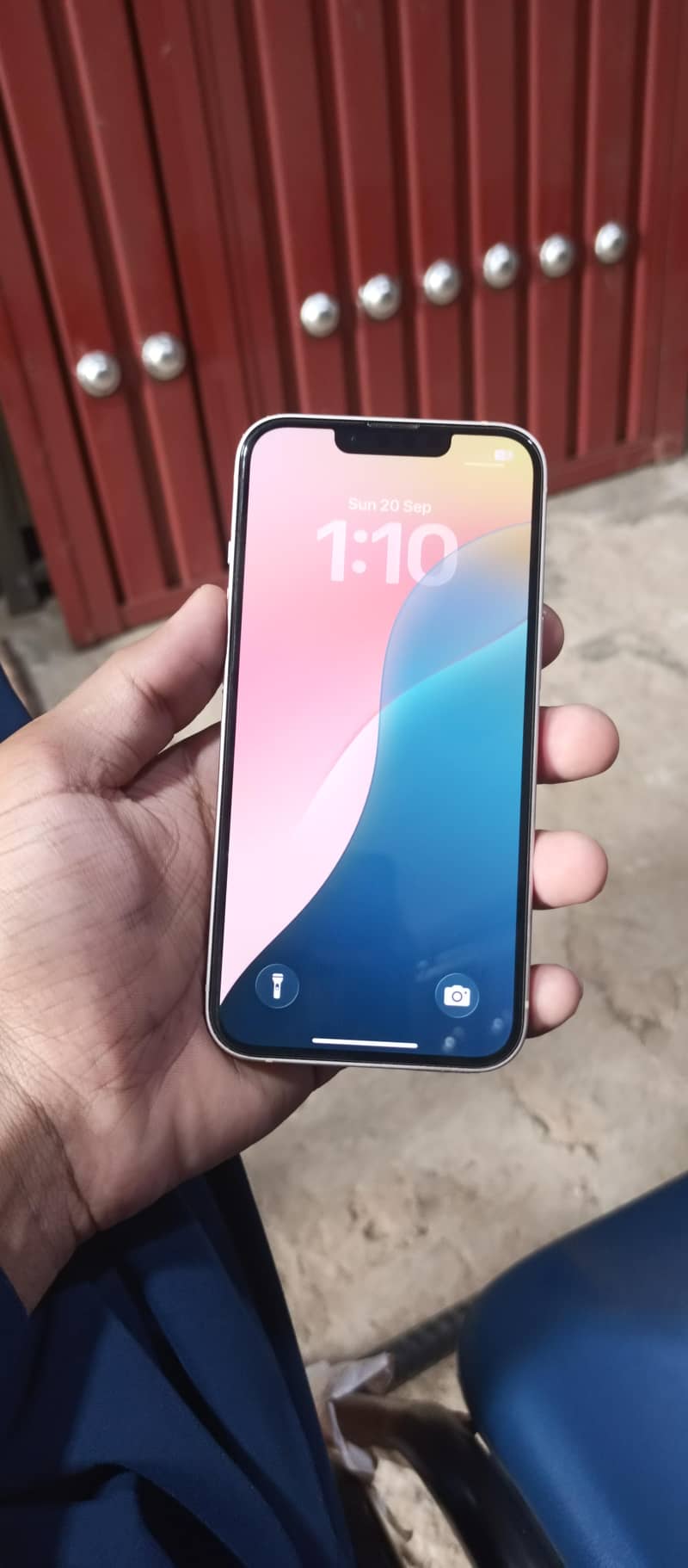Apple iPhone 13 1