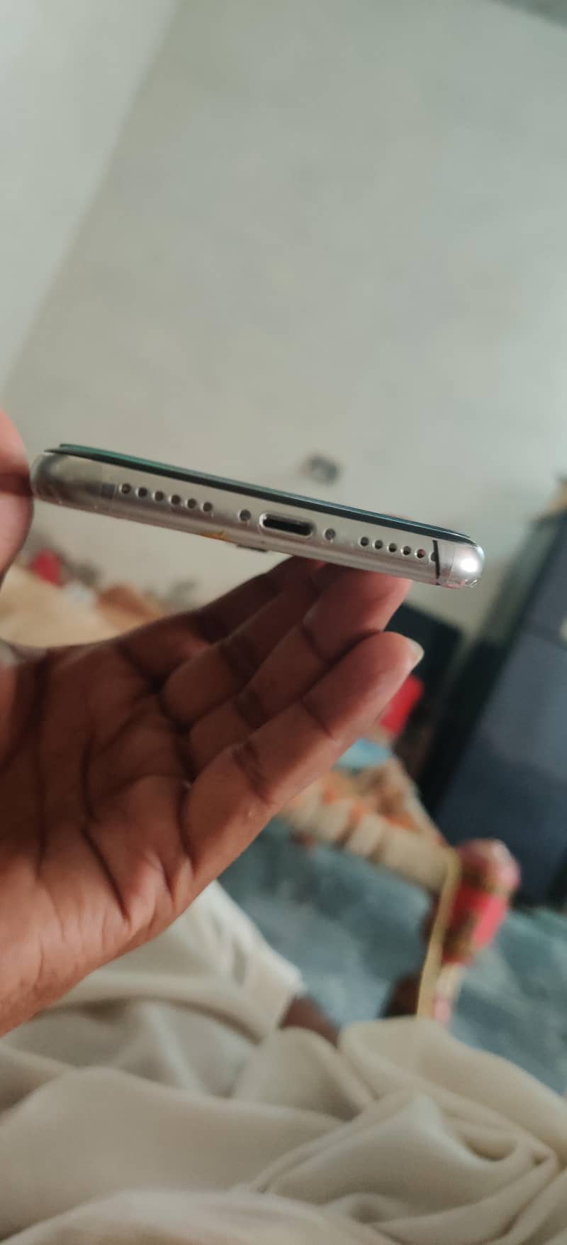 Apple iPhone X 3