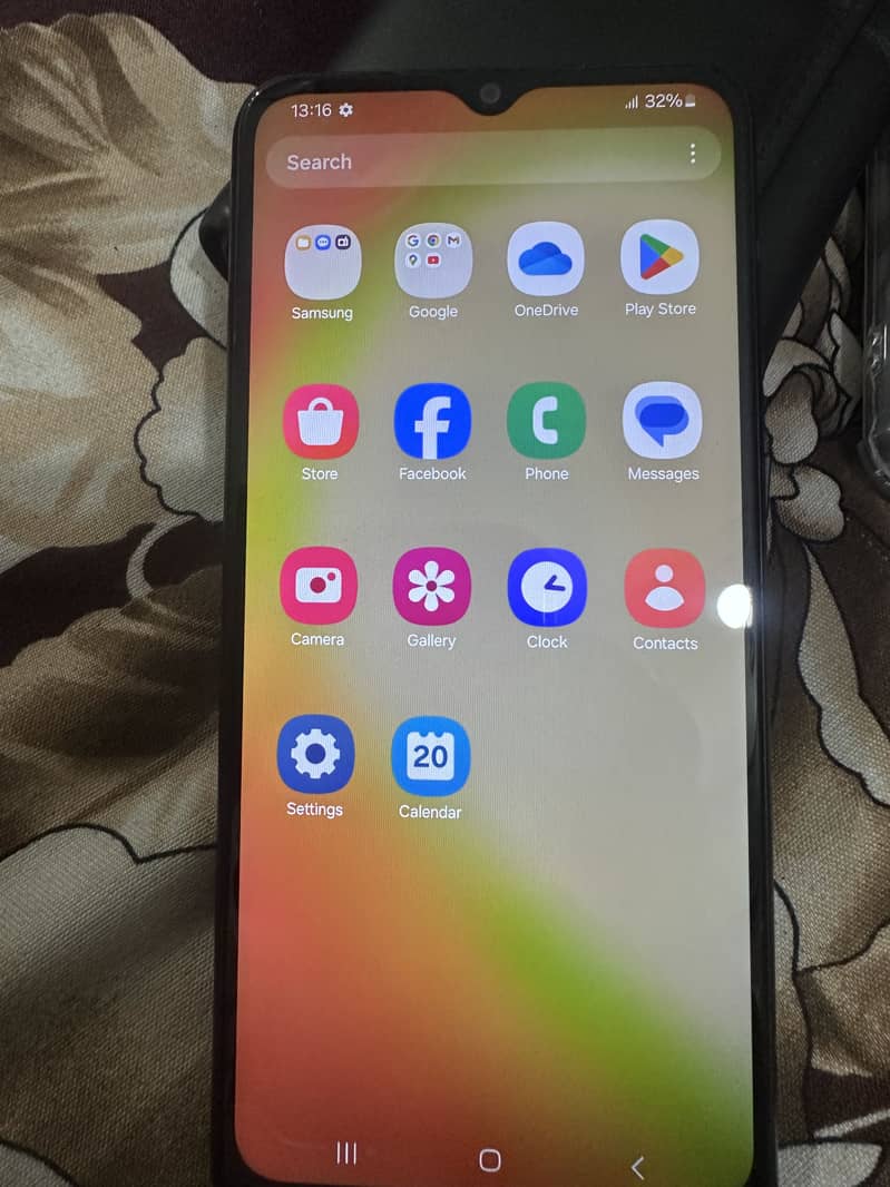 Samsung Mobile A04 7
