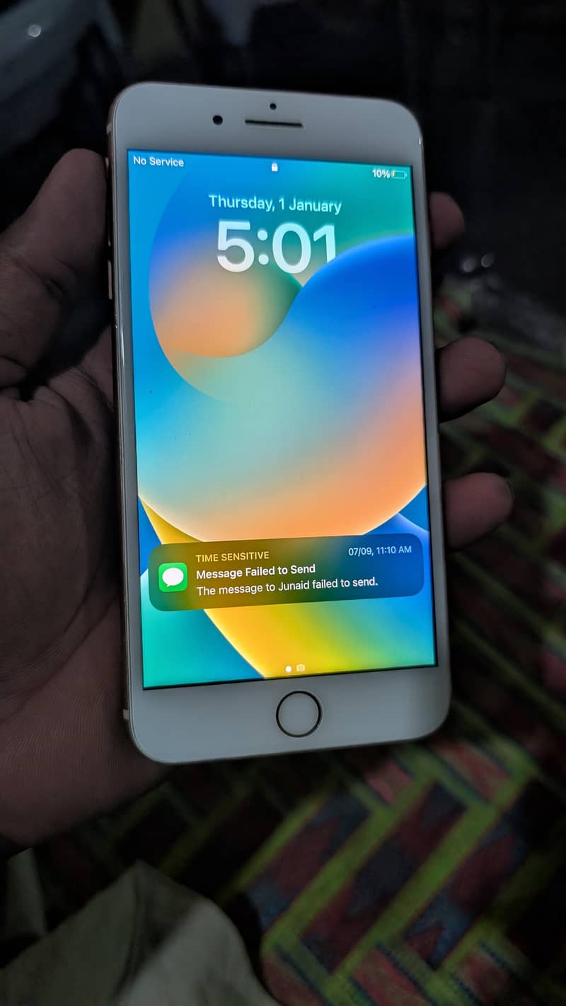 Apple iPhone 8 Plus 6