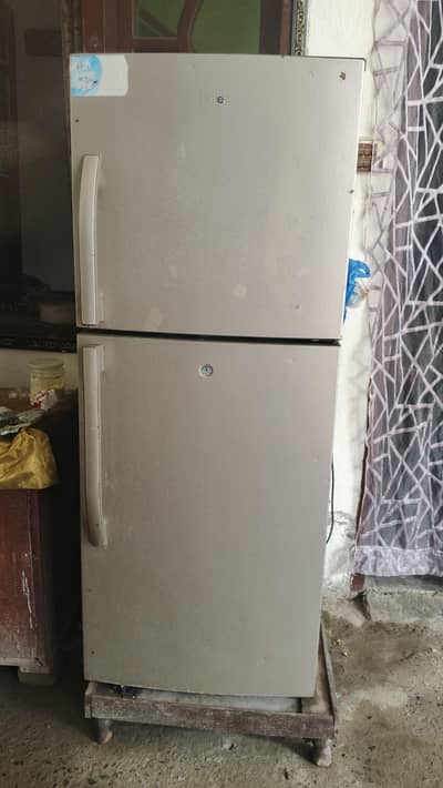 Used Refrigerator for Sale – Good Condition