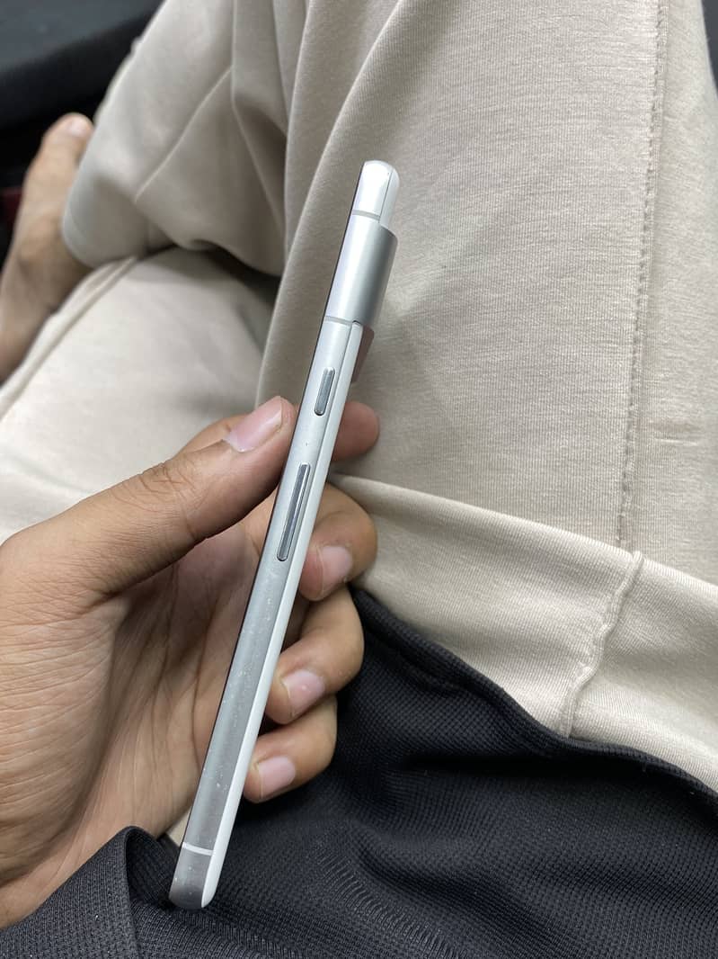 Google Pixel 7 5