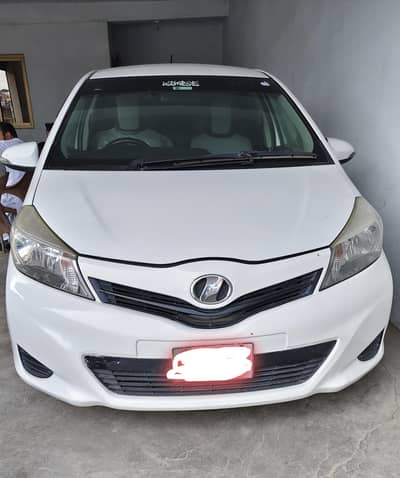 Toyota Vitz 2014