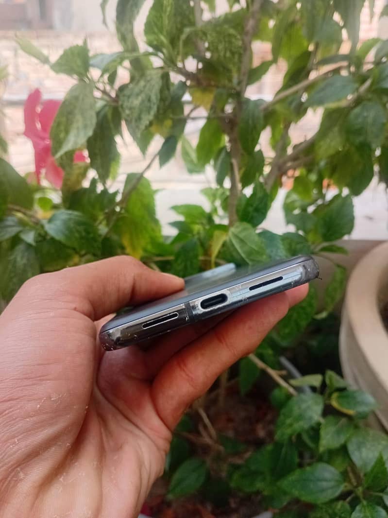 Google Pixel 8 Pro 3