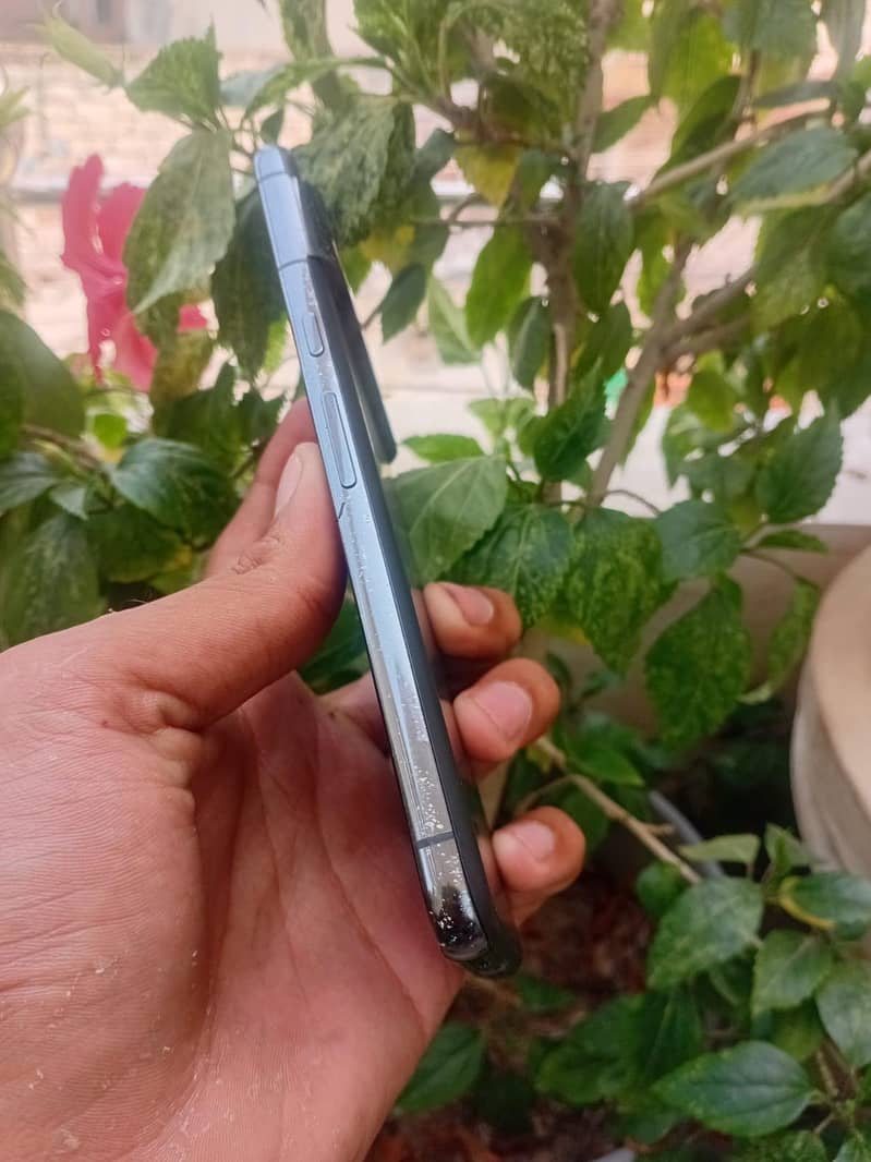 Google Pixel 8 Pro 4
