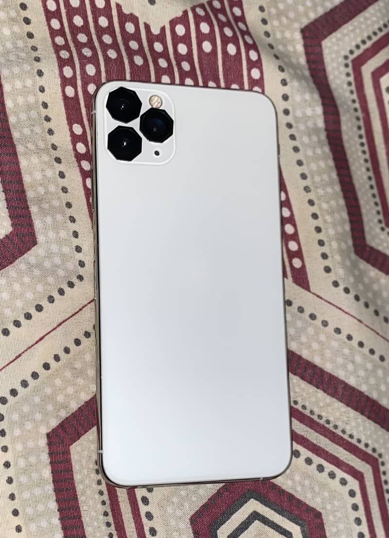 iPhone 11 Pro Max 10