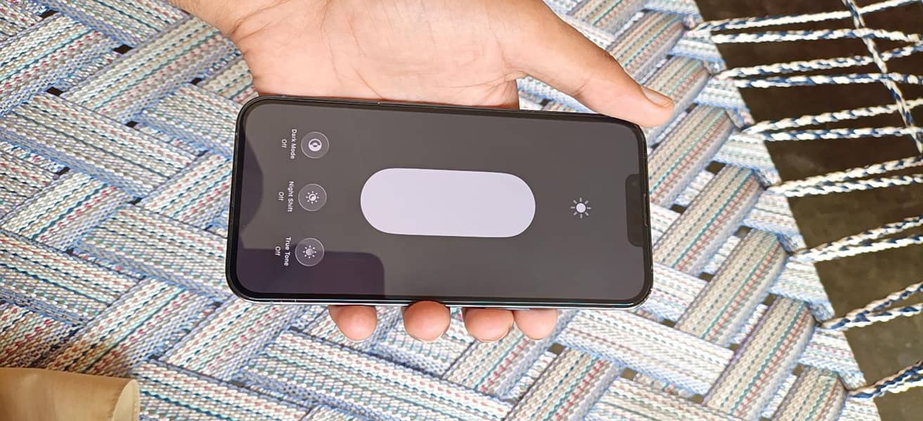 Apple iPhone 13 Pro 6