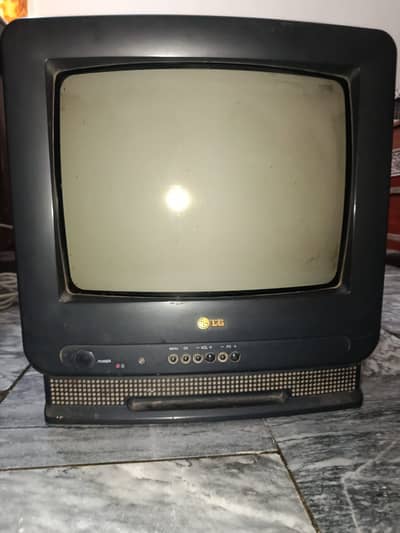 LG CRT TV, 14 inches