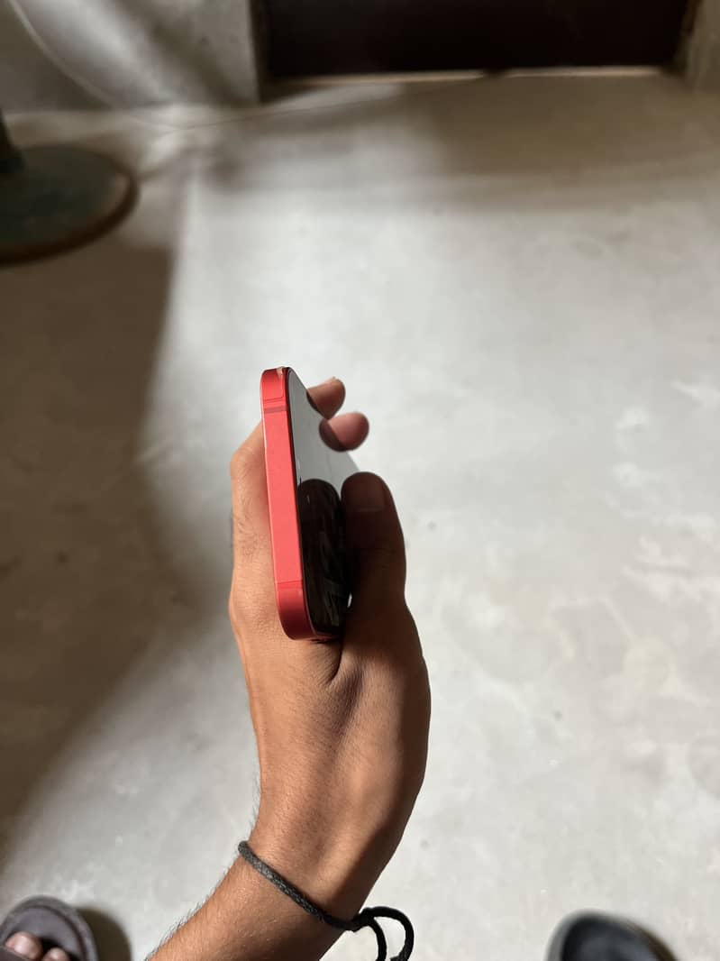 Apple iPhone 12 2