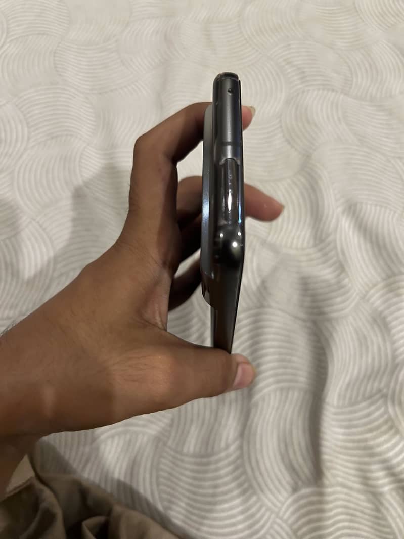Google Pixel 8 Pro 7