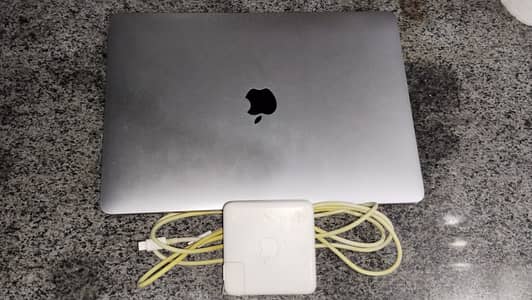 Apple Macbook M1 Pro 2020, 13 inches, 8GB RAM, 512SSD