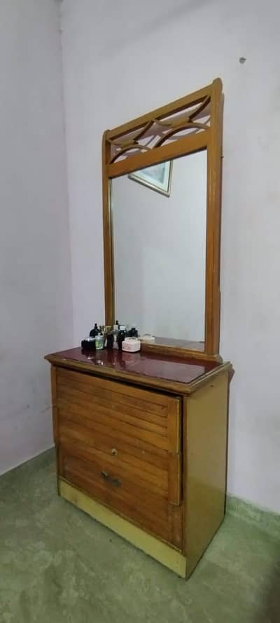 Bedroom set for sale