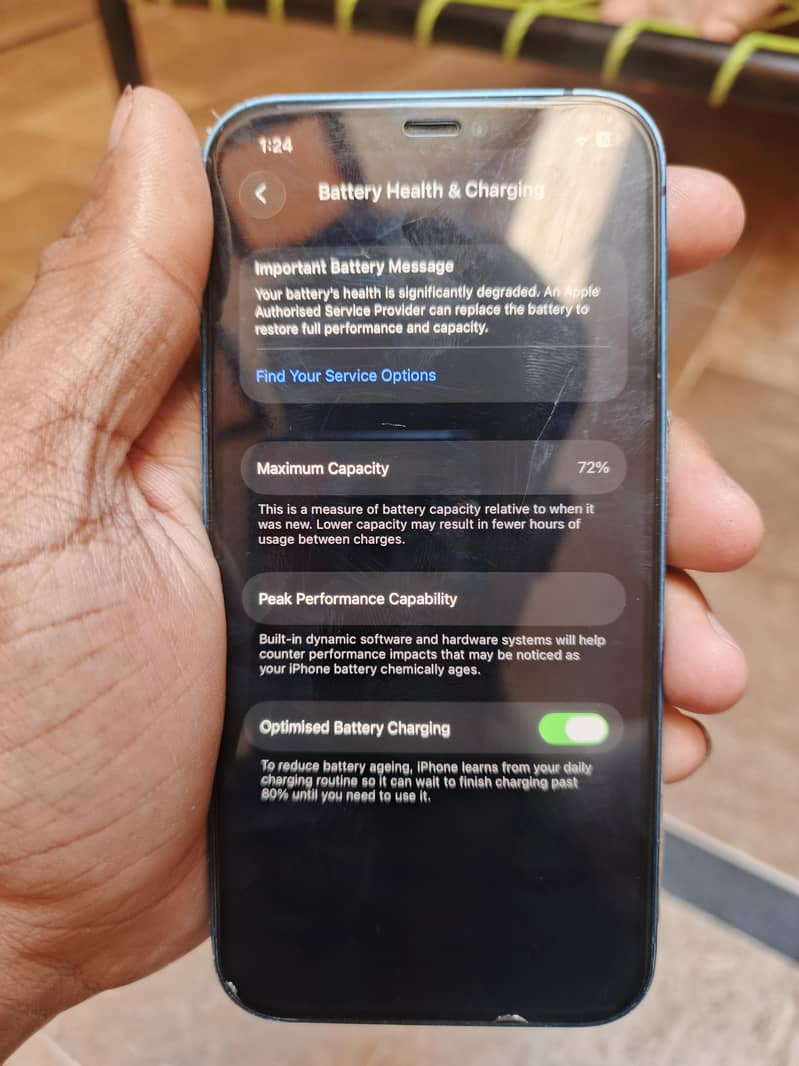 Apple iPhone 12 6