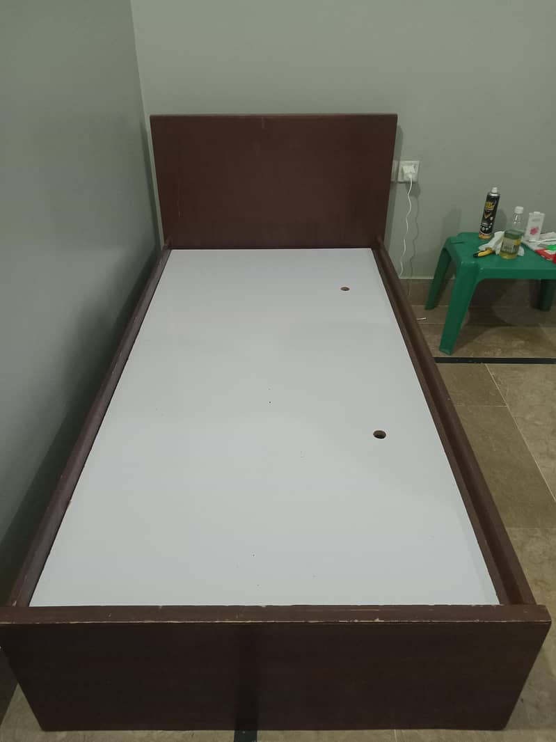 single bed 9/10 1