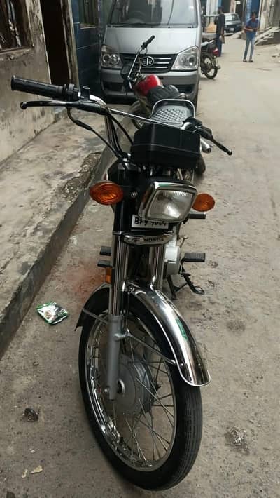 Honda 125 2024 modal
